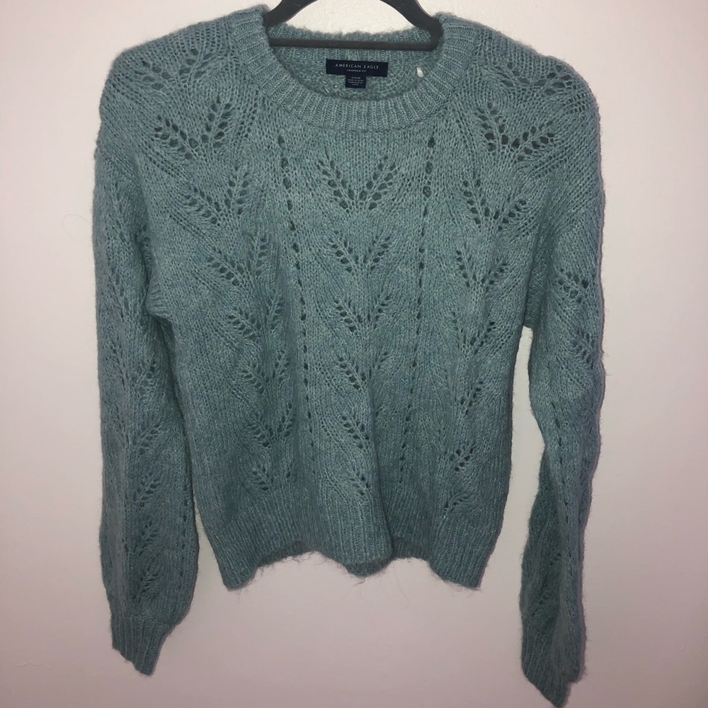American Eagle Cropped Fit Sweater